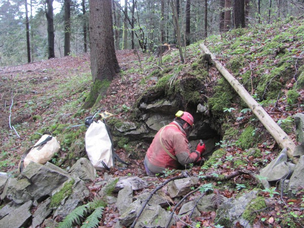 Nova jama na Ljubljanskem vrhu